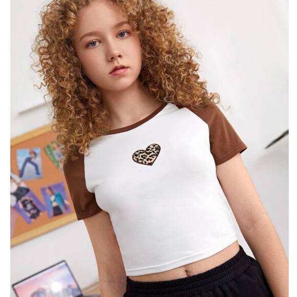 Teen's Crop Top with Leopard Print Heart - Picture 1 of 7